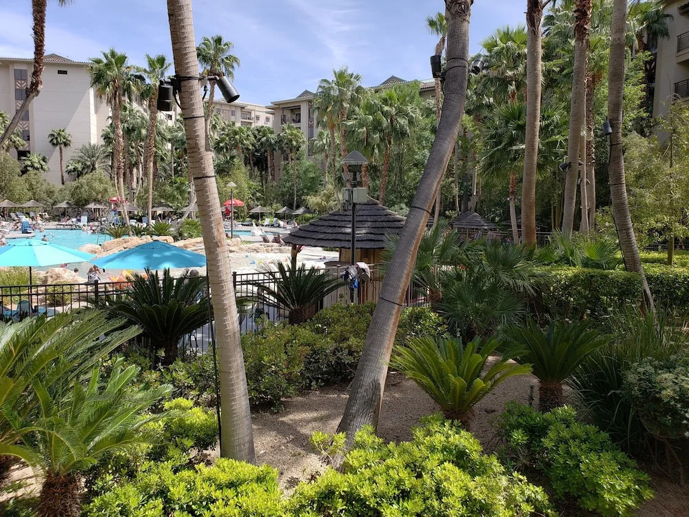 Tahiti Village Resort & Spa