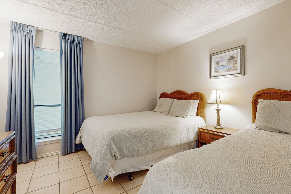 Epic Gulf View, Luxe Perks: Suntide III - Unit 707