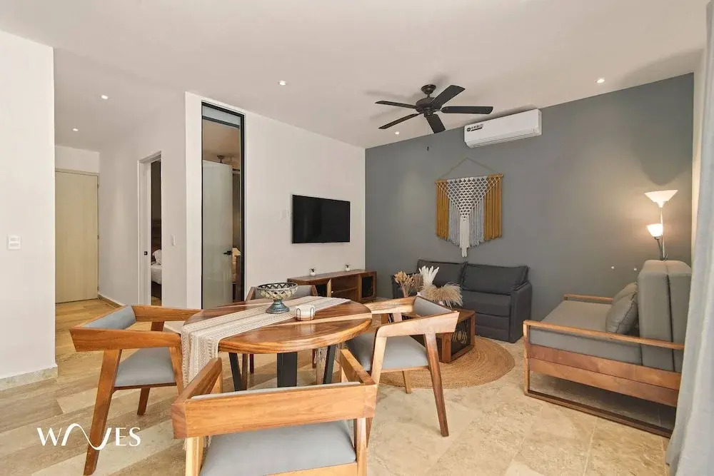 Great Located 1 Bedroom With Private Pool and Gym