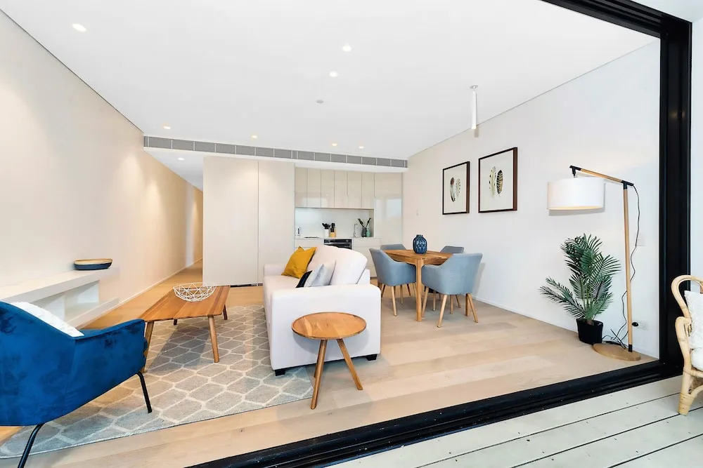 5-Star Lux in the Centre of Conveniences