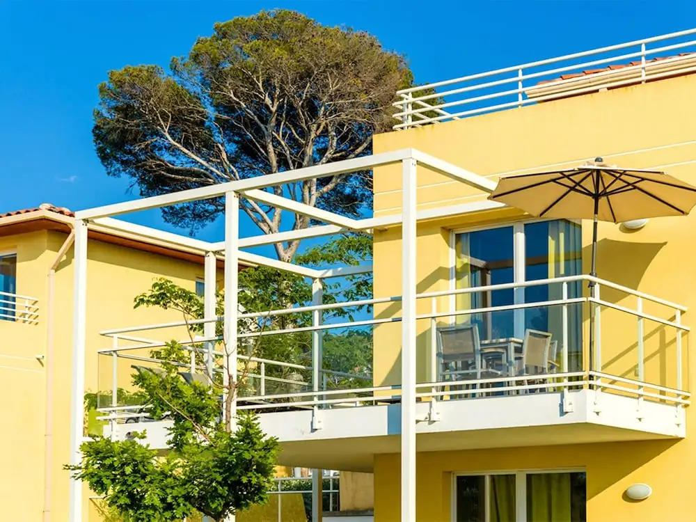 Duplex Cabin Apartment for 8 in Var