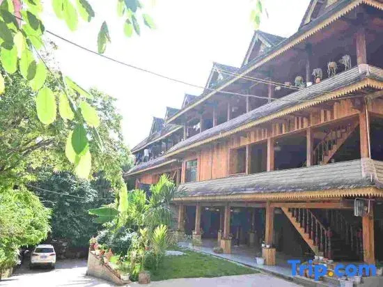 Jinghong Mankuang Daijia Chinese Inn