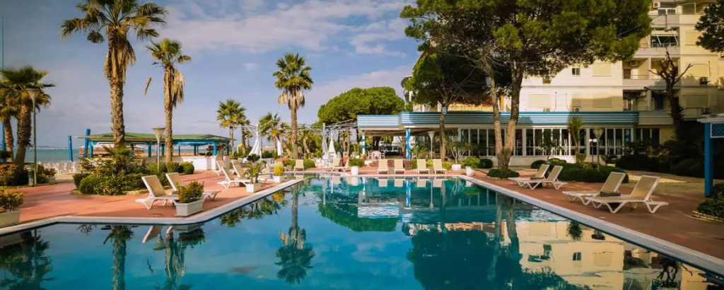 Fafa Beach Hotel
