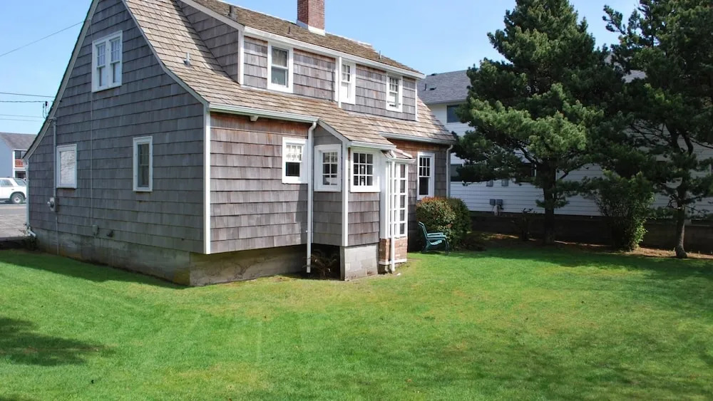 435 4Th Ave