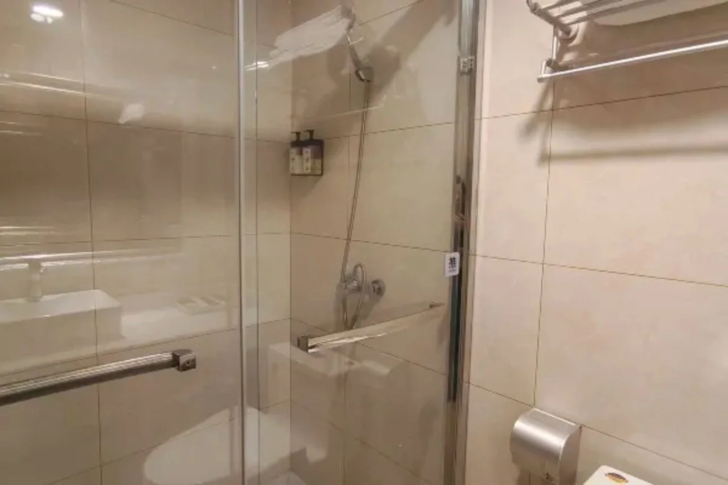 Jinjiang Inn Style Hotel (Nanchang Liantang Middle Avenue)
