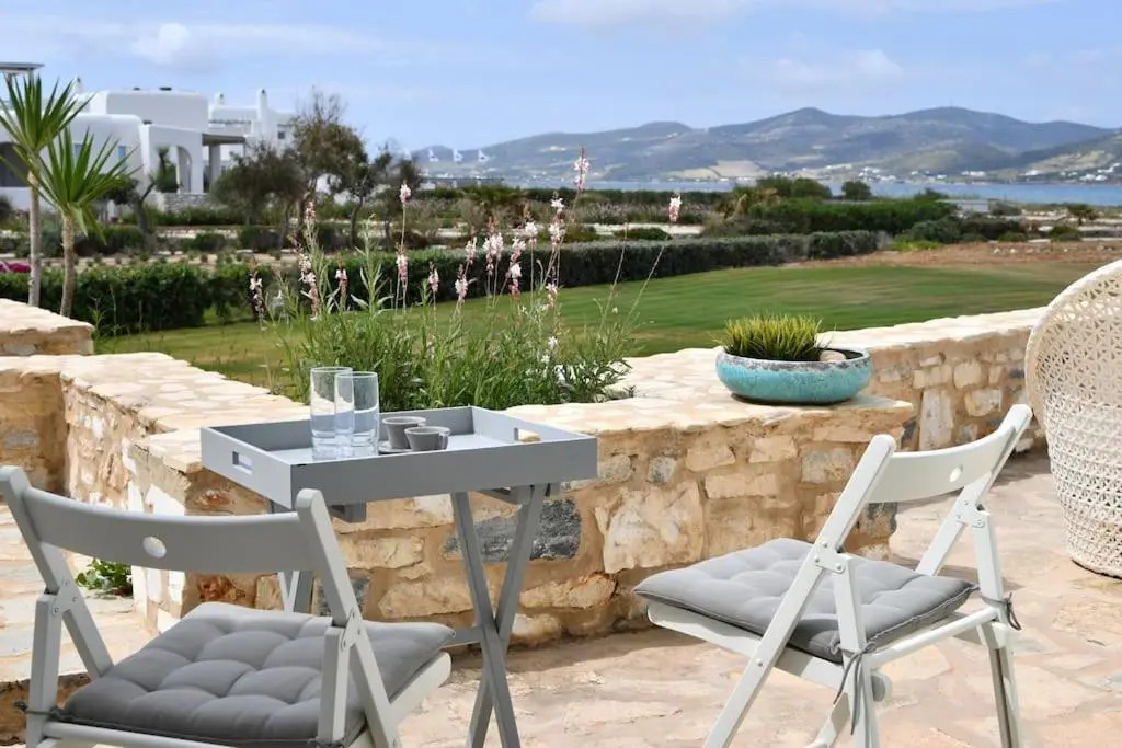 Sunray Pounta Paros Beachfront Villa near Kitesurf