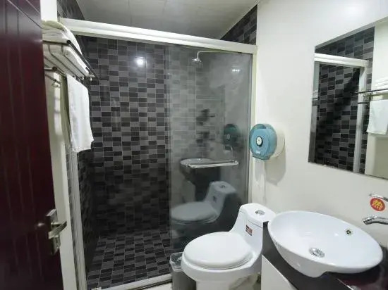 Huadong Hotel, Fuyang