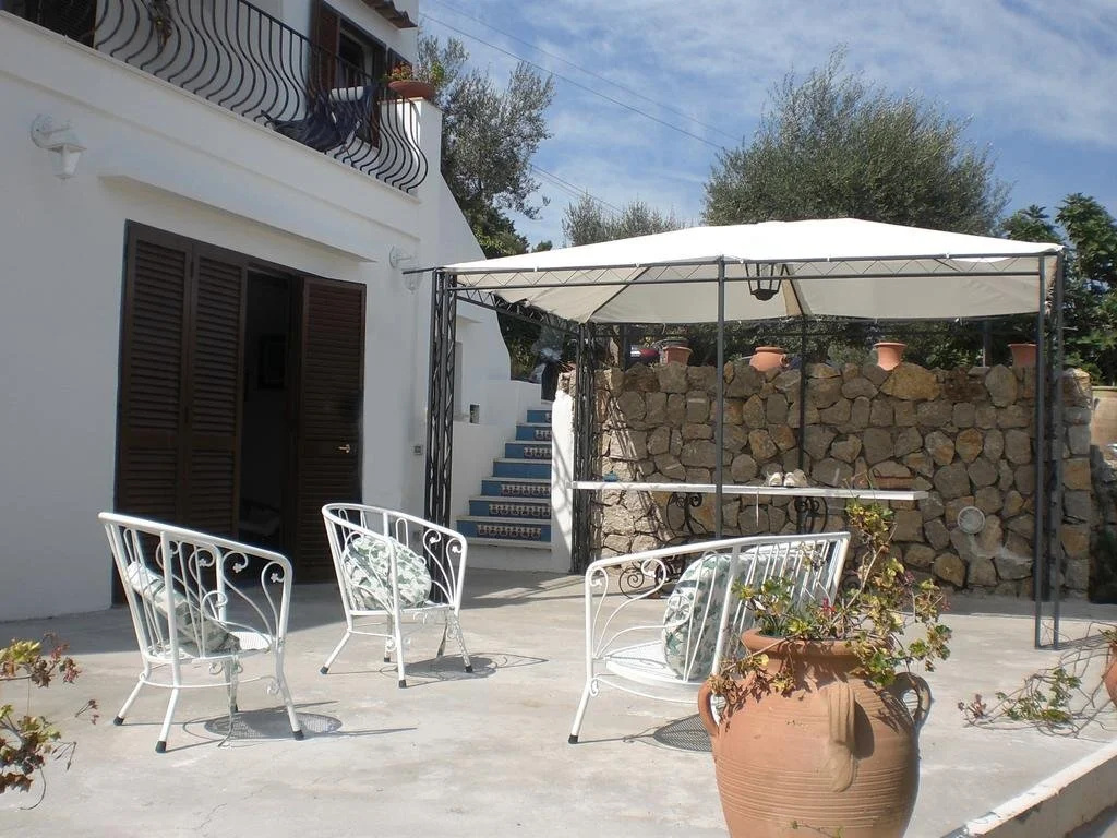Villa Grotta Azzurra