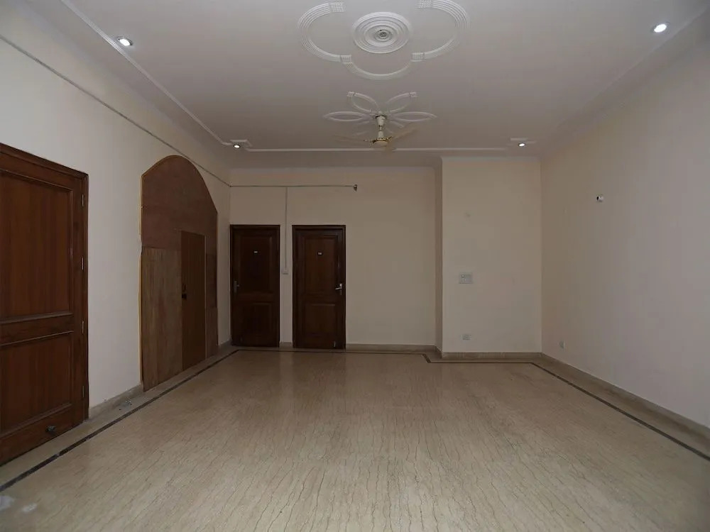 Oyo 14625 Fragrance Habitate