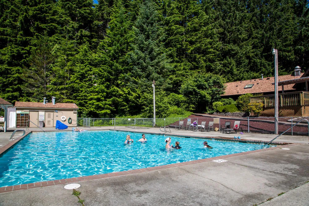 South Jetty RV & Camping Resort