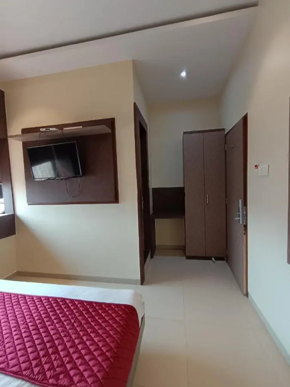 Hotel West Inn