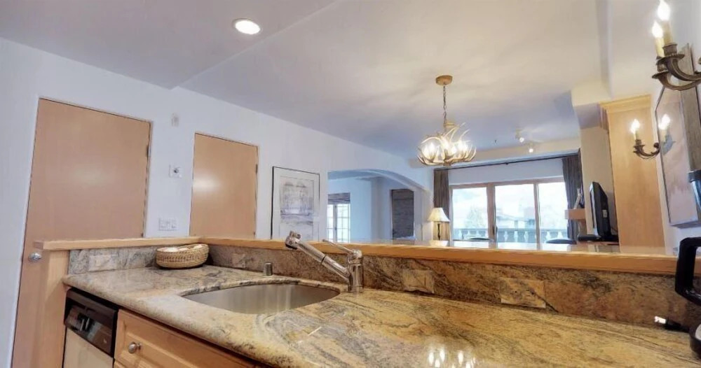 Vail Village 1 Bedroom Condo Next To Gondola One