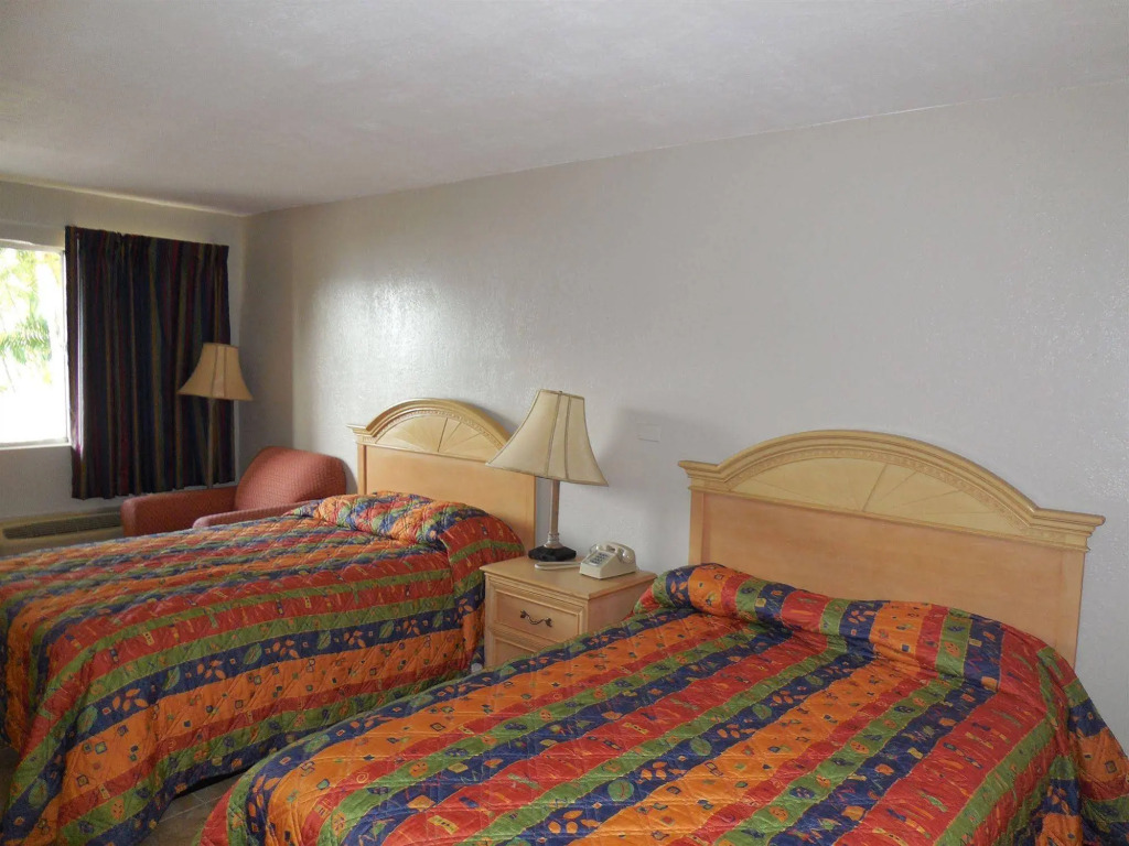 Budget Inn