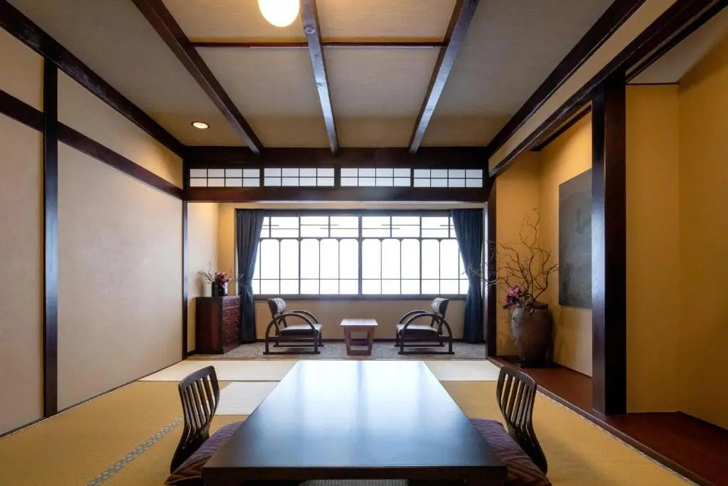 Kamisuwa Onsen Shinyu