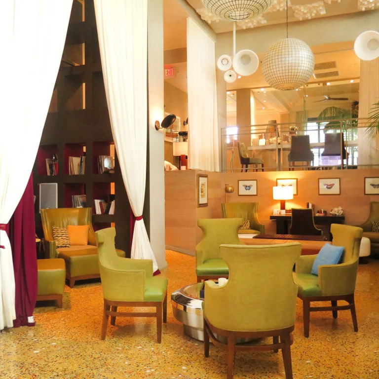 Roami at Hotel Astor