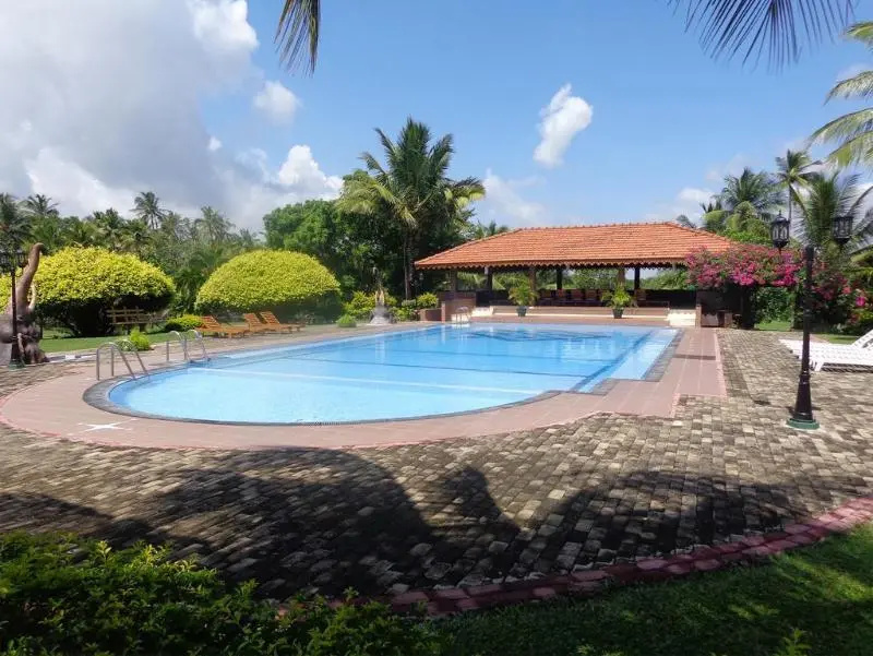 Hotel Yapahuwa Paradise