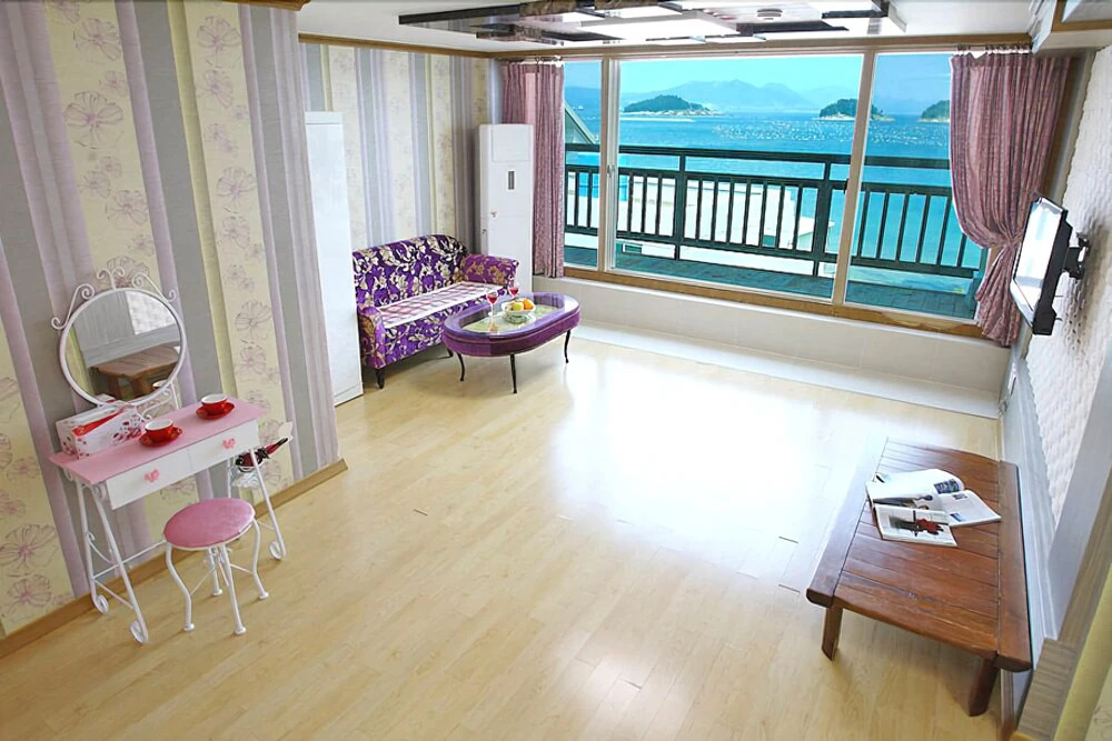 Yeosu Haeoreum Pension