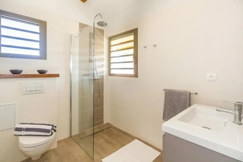 Escale Chic ! Villa de charme au cœur du village balnéaire de Saint-Gilles