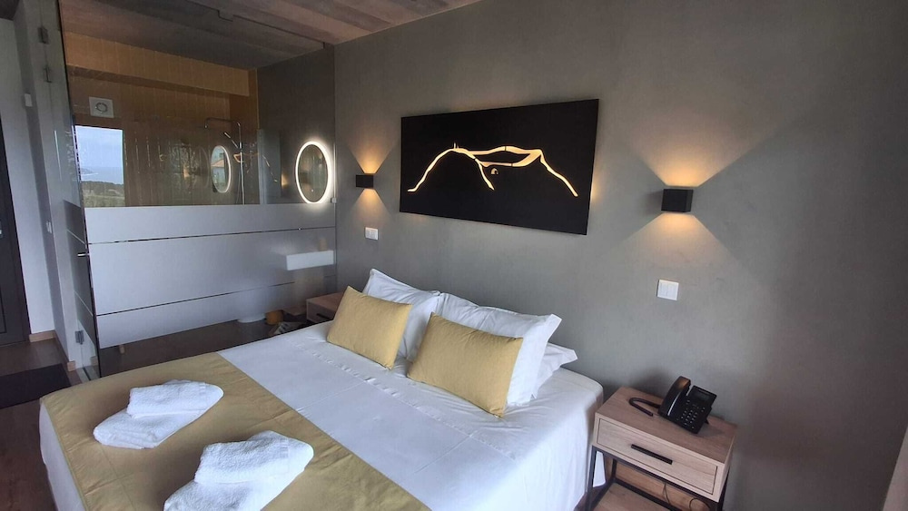 Refúgio dos Capelinhos - Villa e Suites