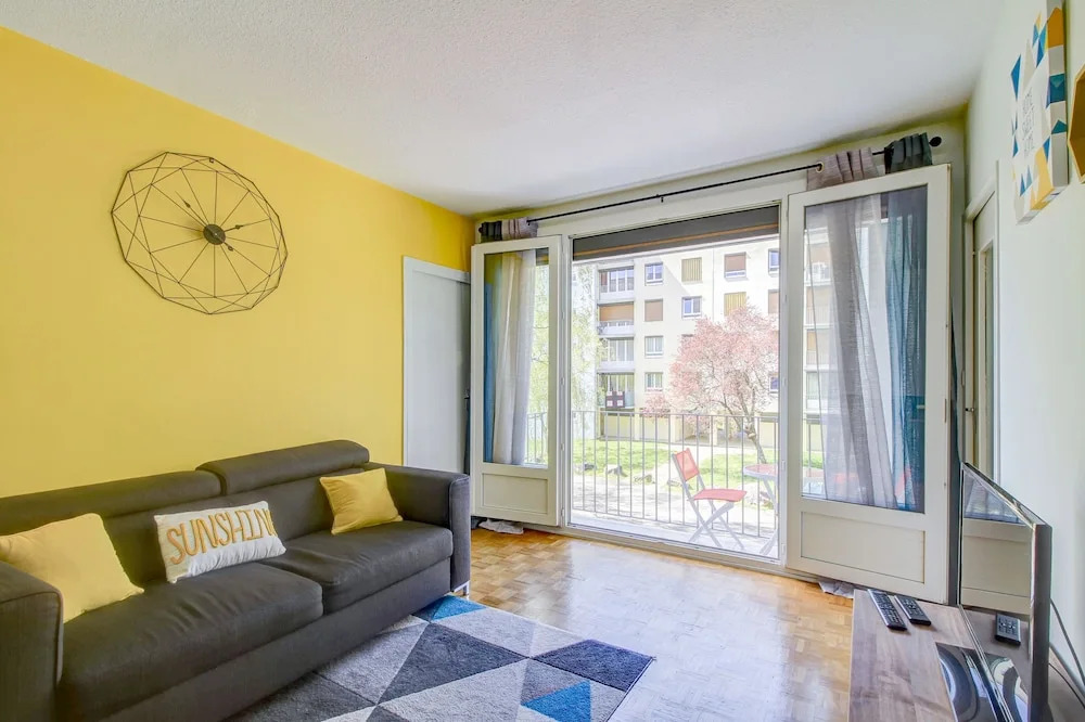 L'Universite  - Cosy & Clean