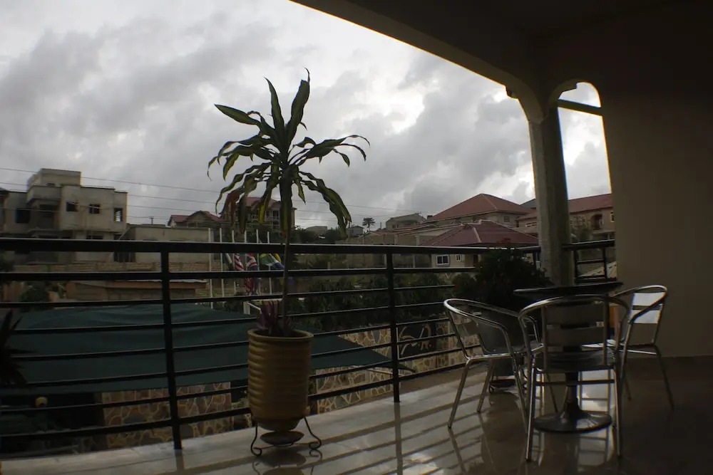 Dokua Royal Hotel