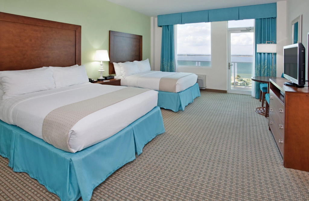 Holiday Inn Resort Pensacola Beach Gulf Front by IHG