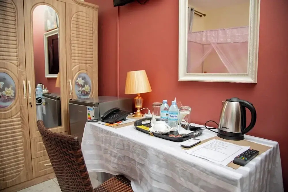Lakeshore Bed and Breakfast