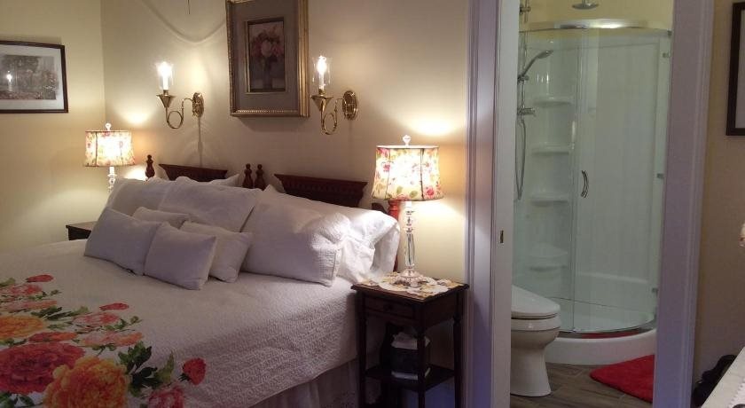 The Red Hook Country Inn