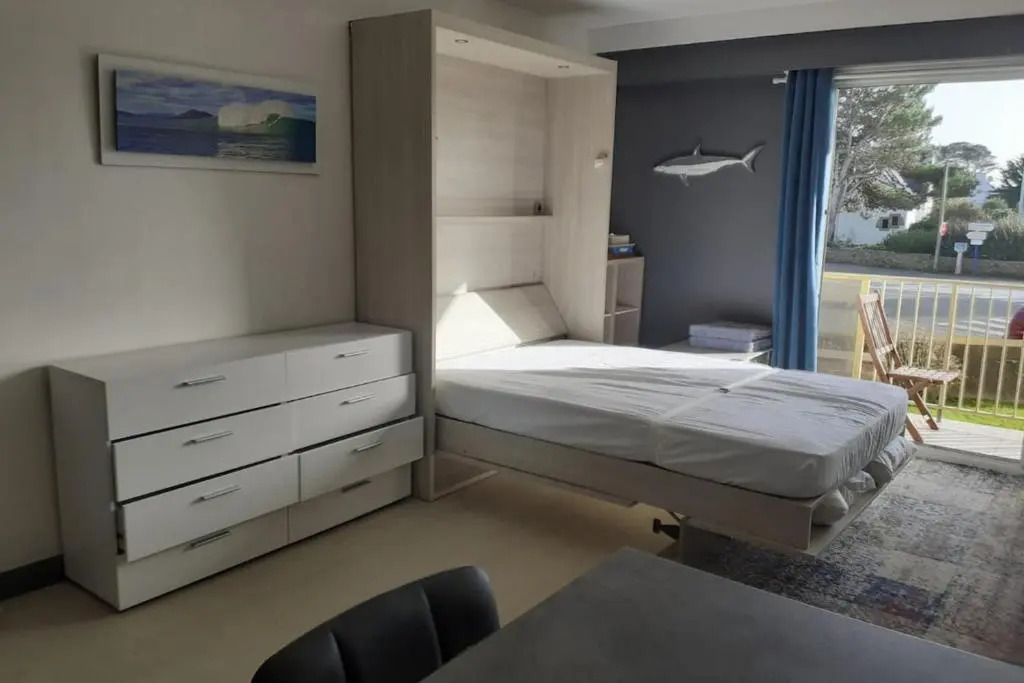 Studio 200 meters from the main beach