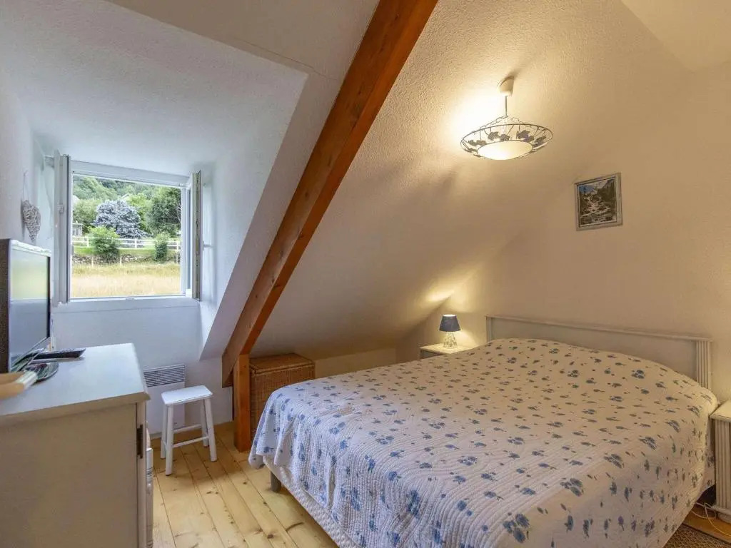Appartement Cauterets, 4 pièces, 6 personnes - FR-1-401-244