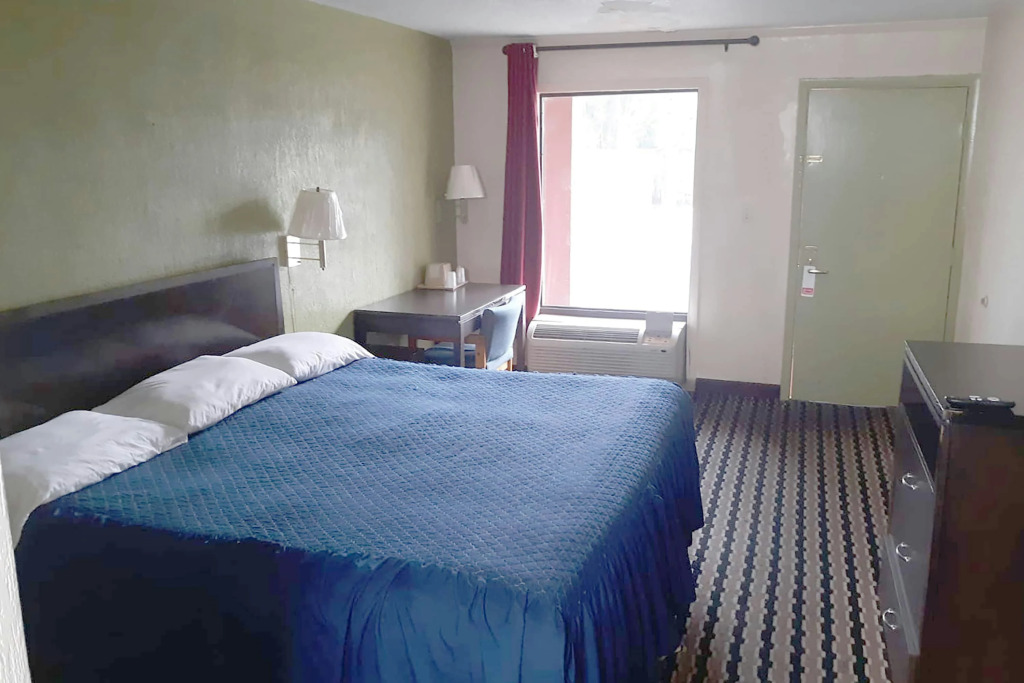 OYO Hotel Pensacola I-10 & Hwy 29