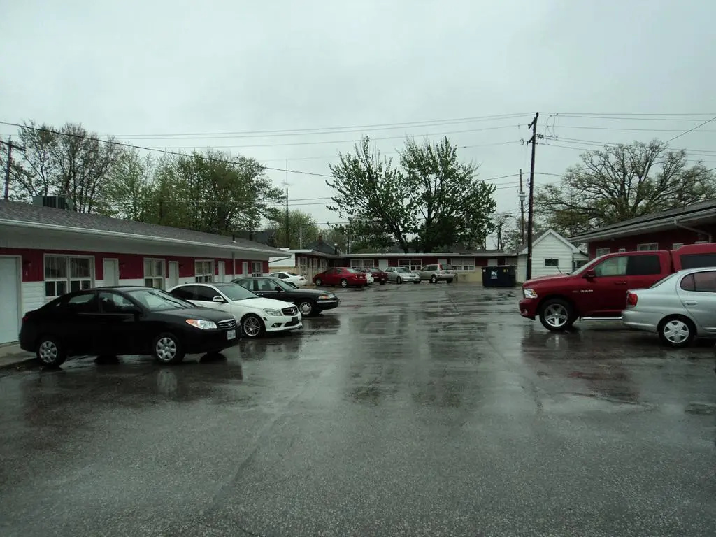 Rymals Motel