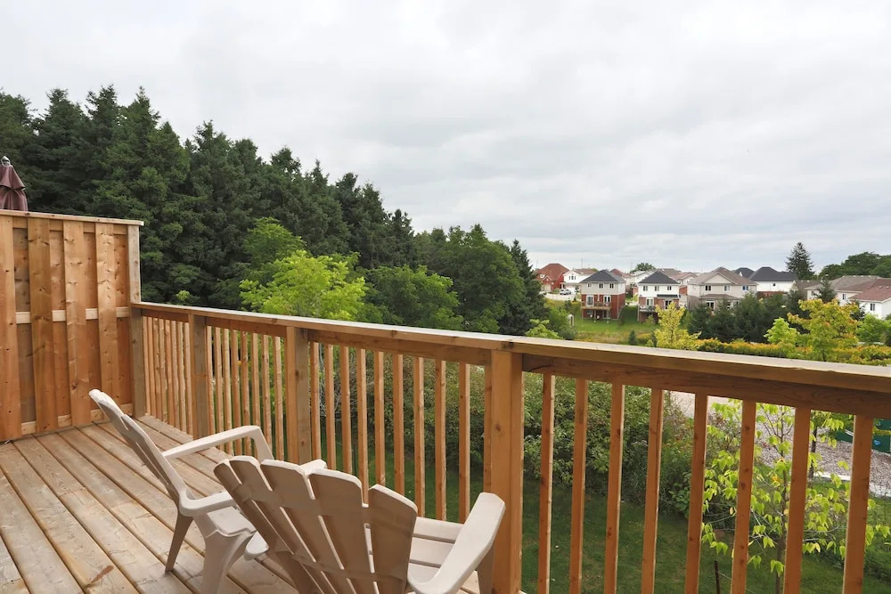 Boardwalk Homes - Executive Guest Rooms & Townhomes