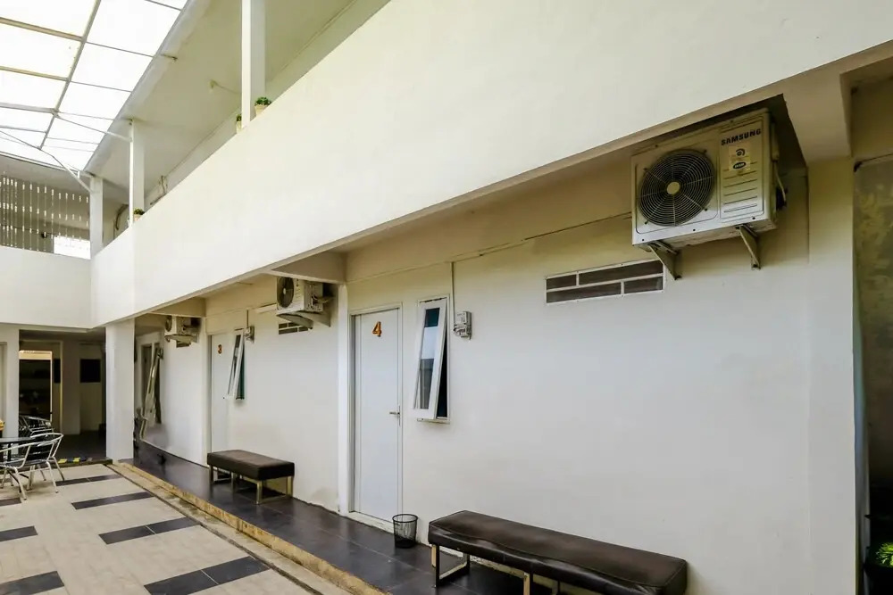 OYO 2499 Penginapan Ratu Emas
