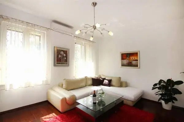 Villa Meri very central and beautiful apartment
