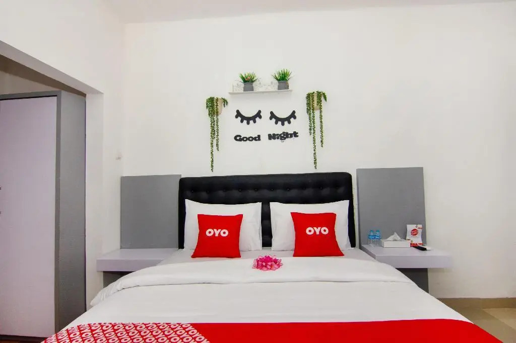 OYO 3796 Senggigi Villas