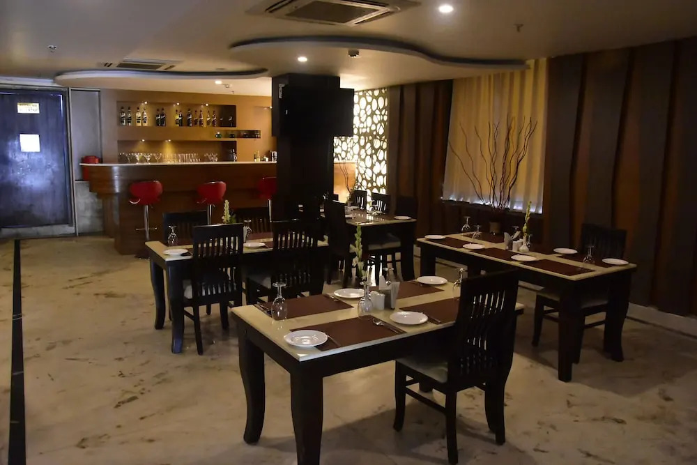Ishanika Hotel