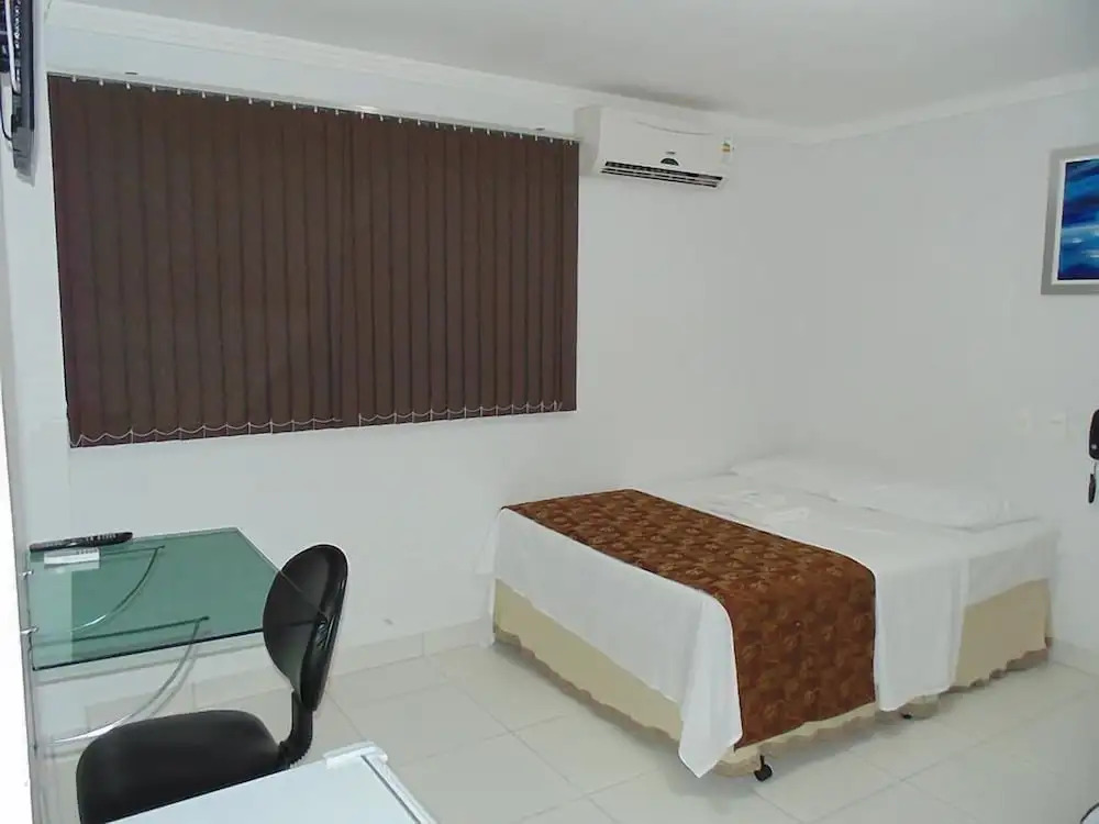 Euro Plaza Hotel - Próximo ao Aeroporto de Goiânia, Santa Genoveva