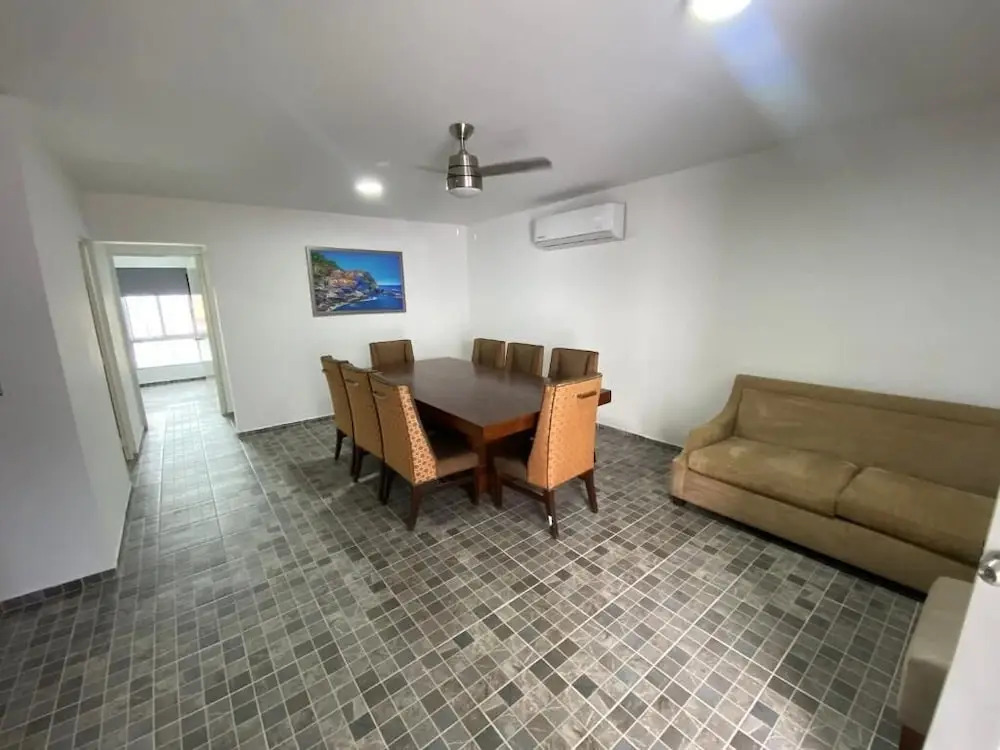 Blue Inn Hotel & Suites