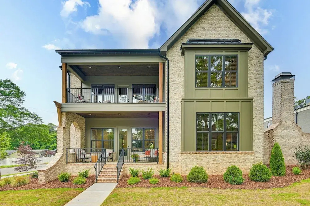 Idyllic Belmont Home < 1 Mi to Historic District!