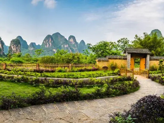 Yangshuo Xining Ge Inn (Yulong River National Tourist Resort)