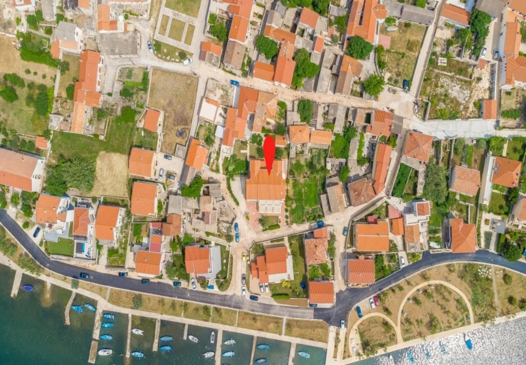 Bosko - 30m From the sea With Parking - A3
