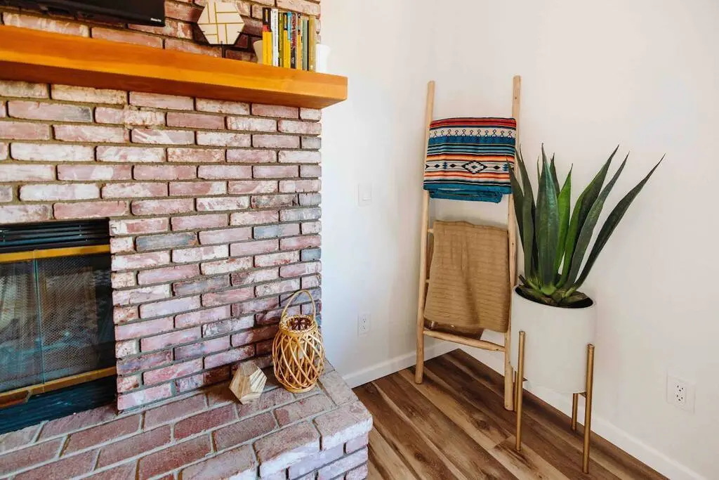 Cozy Rustic Home minutes to Joshua Tree Nat'l Park