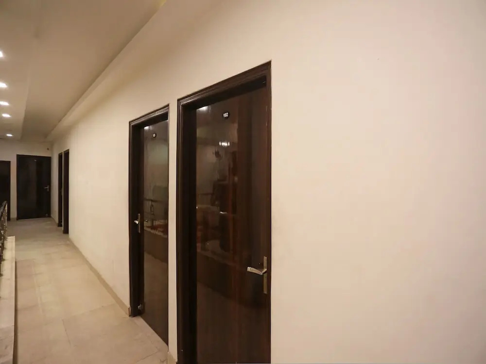OYO 12779 5 seas Hotel and Banquet