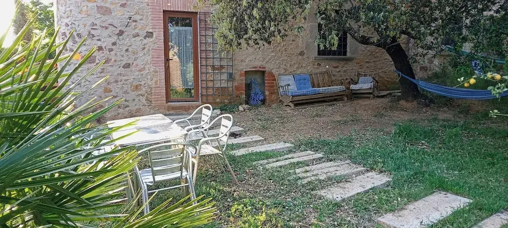 Holiday Home in Catalonia Near Cala Pedrosa Beach