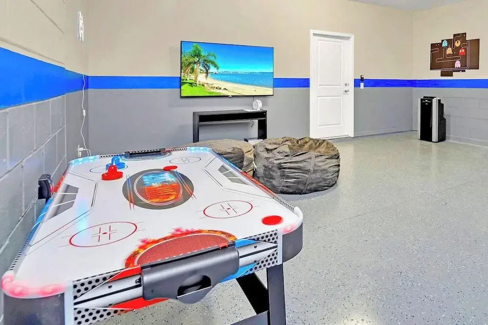 Upstay 7BR Resort Home w Private Pool Near Disney