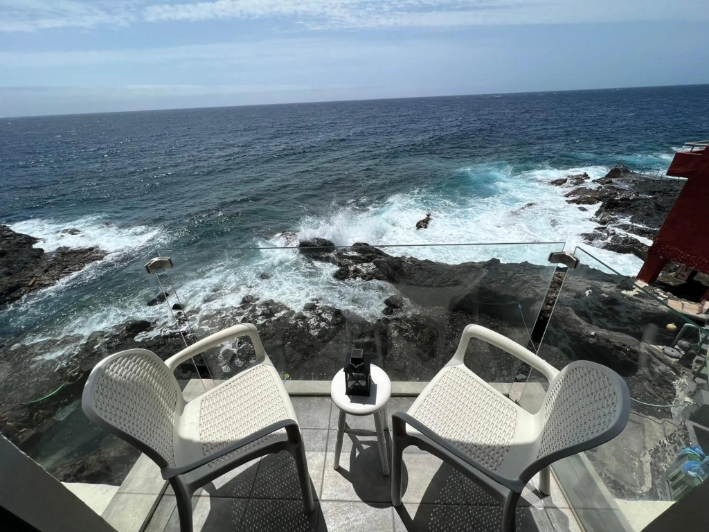 Maravillosas vistas al mar "Primera Línea" Apartamentos Can Toca - Seahouses