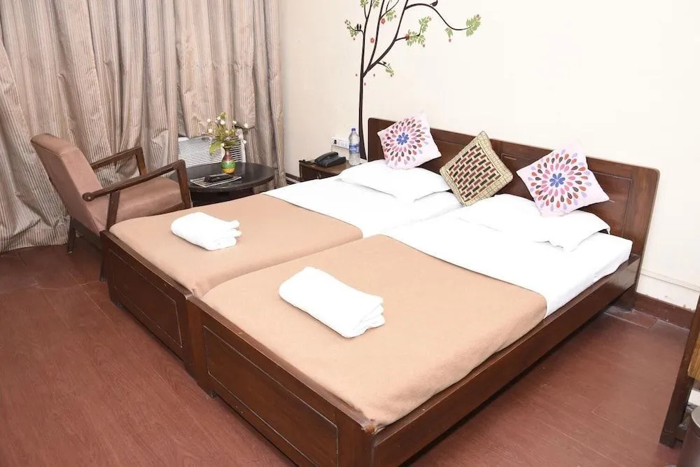 Modipur Hotel