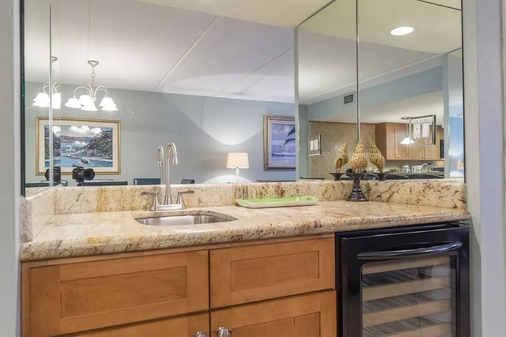 Suntide II Condominium 201