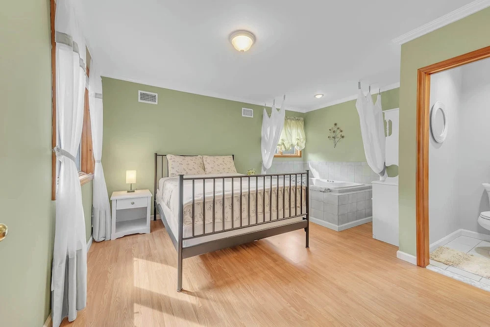 Large Family Friendly House on the Fairway Hideout